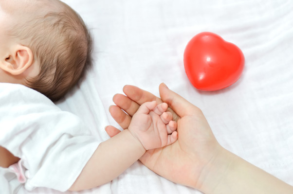 holdinghands.jpg