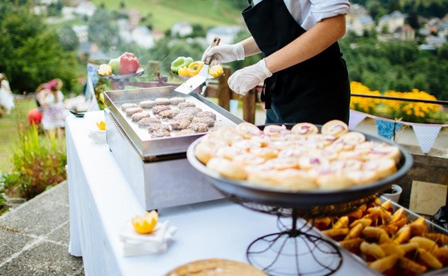 piter-eat.ru – кейтеринг СПб фуршет