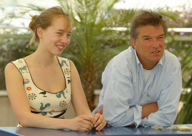 L’actrice Isild Le Besco et le réalisateur Benoît Jacquot au 57ᵉ Festival de Cannes, le 14 mai 2004.