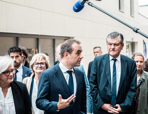 Le premier ministre, Sébastien Lecornu, lors d’une visite à Mâcon, le 13 septembre 2025.
