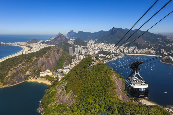 La plage de Copacabana du mont du Pain-de-Sucre, à Rio de Janeiro, au Brésil, le 22 juillet 2014.