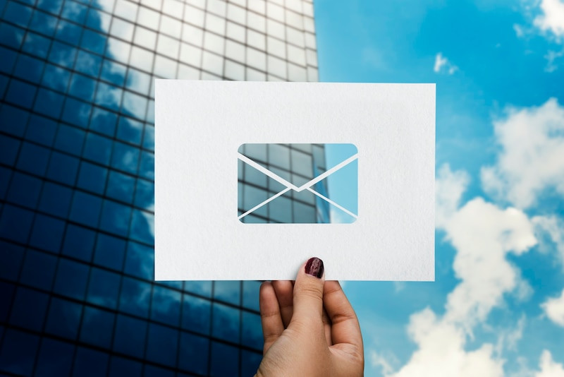 validar email