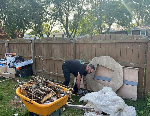 Yard Debris Removal Buffalo, NY | Rapid Junk Removal