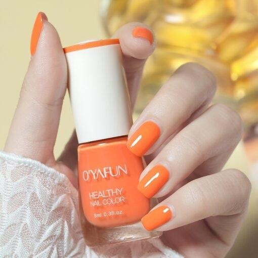 effortlessbeautywithoyafunpeeloffnailpolish.jpg