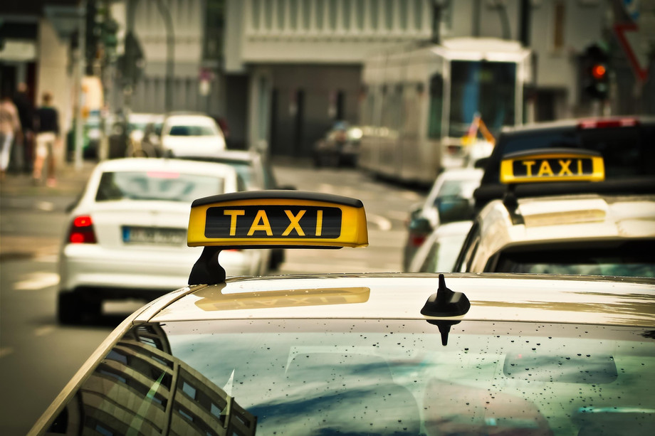 imgi_41_taxi1515420_1920.jpeg