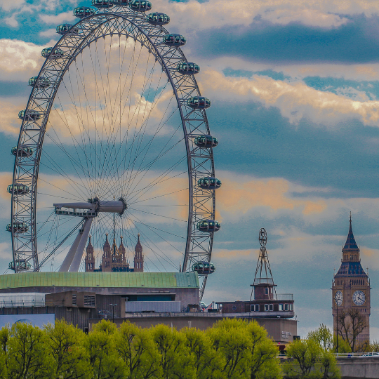 bigadventuresdontcostafortuneaguidetoexploringlondononabudget.png