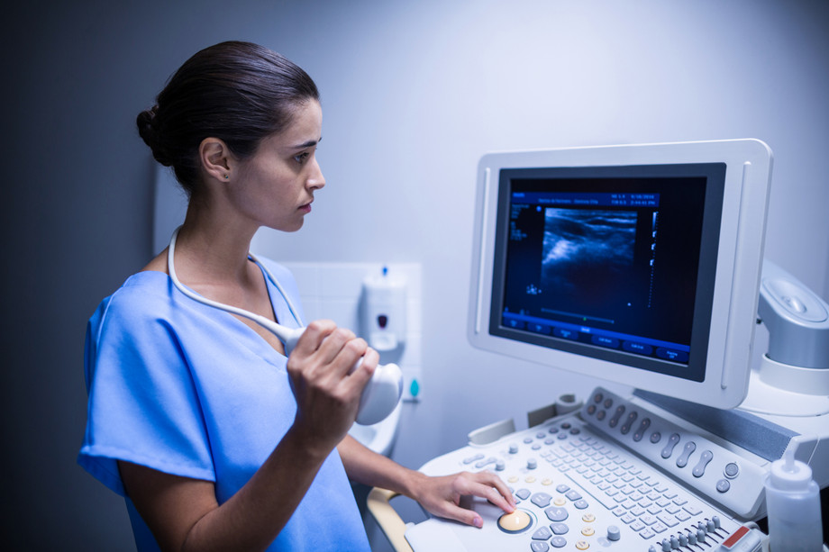 nurseusingultrasonicdevice.jpg