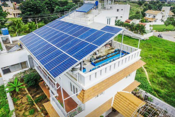 solarinstallationinallhabadscaledqoirdnmjul3x3ag3laktlrya5l8nxlp0eax2da3ag0.jpg