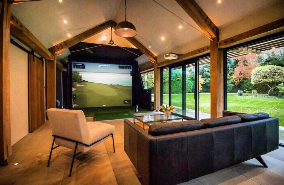 THE BEST HOME GOLF SIMULATOR