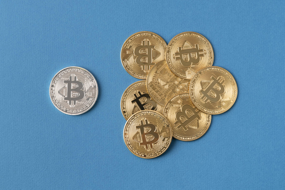 minimalisticstilllifearrangementwithcryptocurrency.jpg