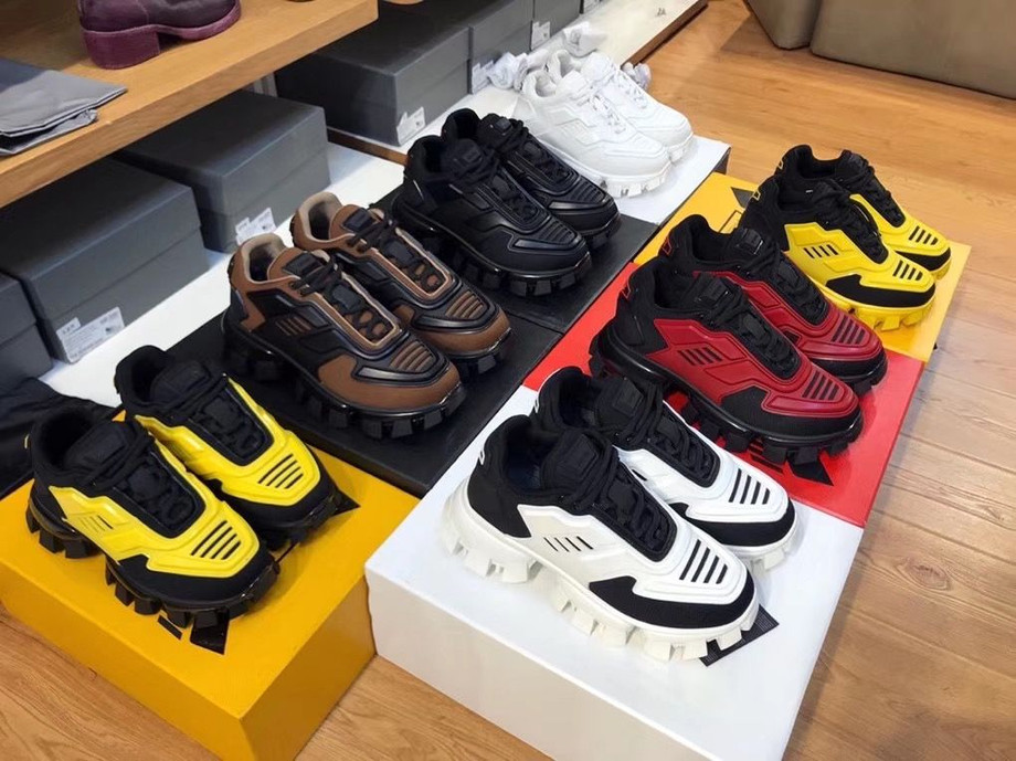 11replicashoes13.jpg