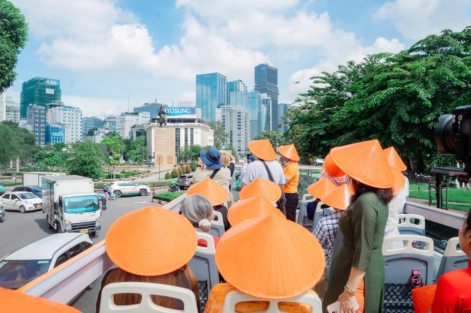 vietbigbus6.jpg