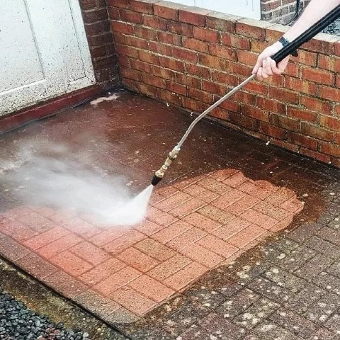 pressurewashingimage2.jpeg