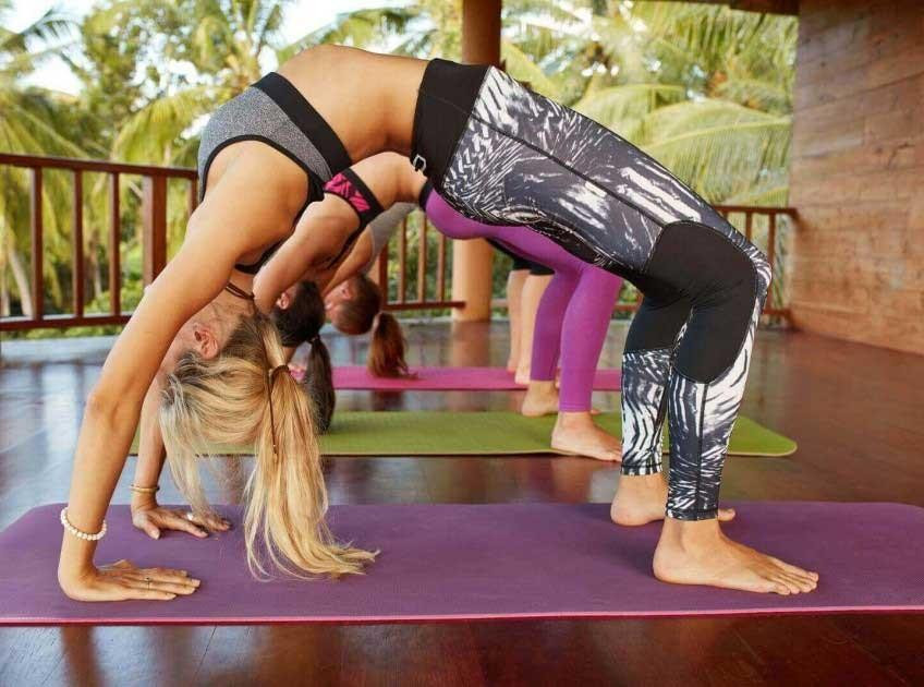 benefitsofchakrasanawheelpose_1580800132.jpg