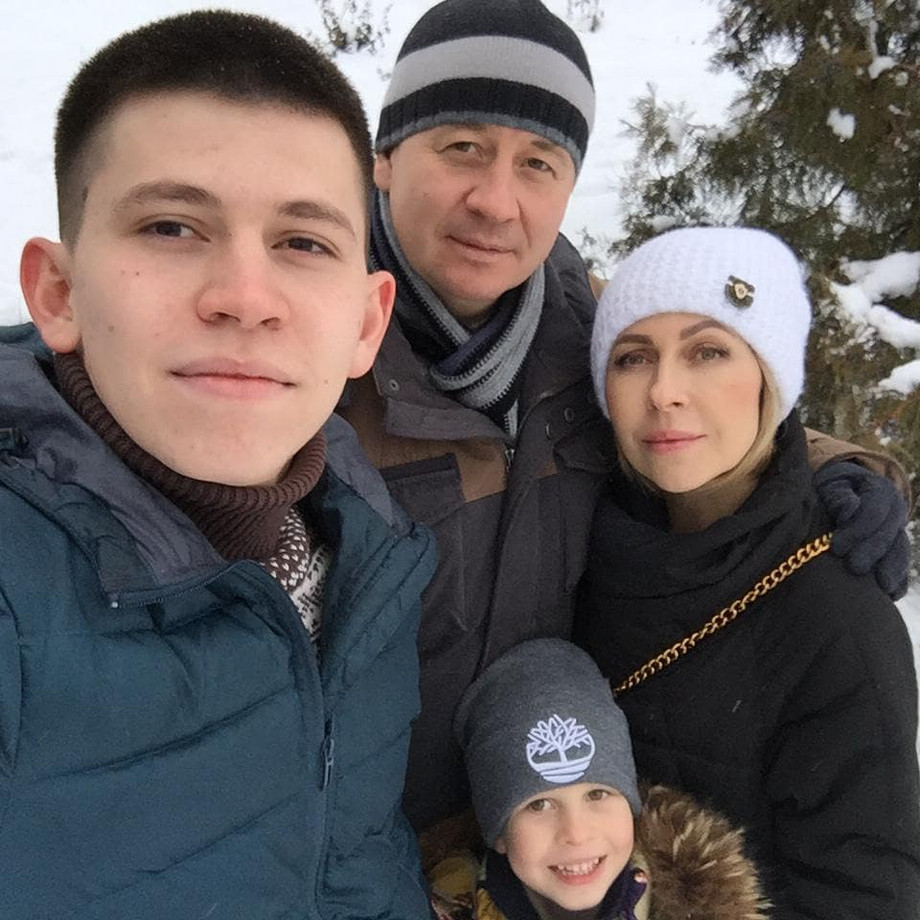 family_1.jpg