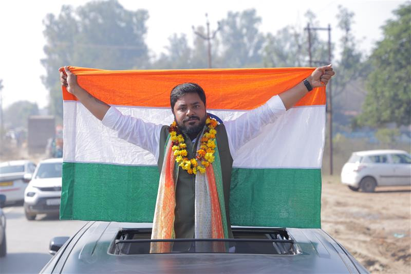 abhishekchaudhary3.JPG
