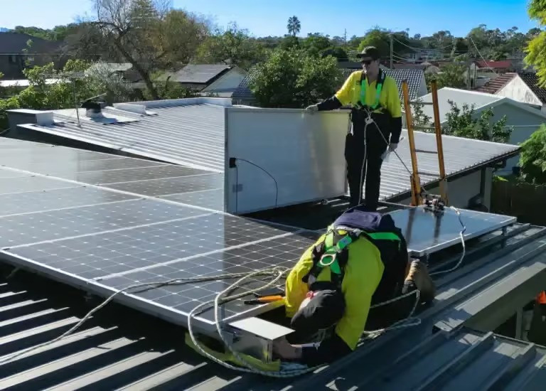 imgi_12_solarserviceguys7768x550.jpeg