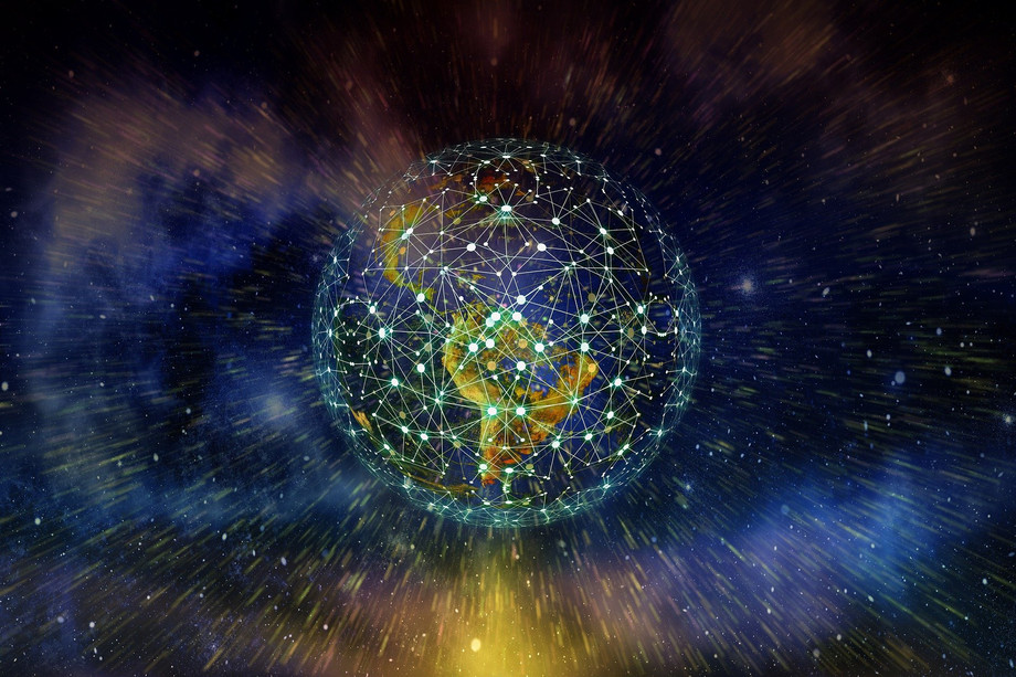earthga690641e4_1920.jpg