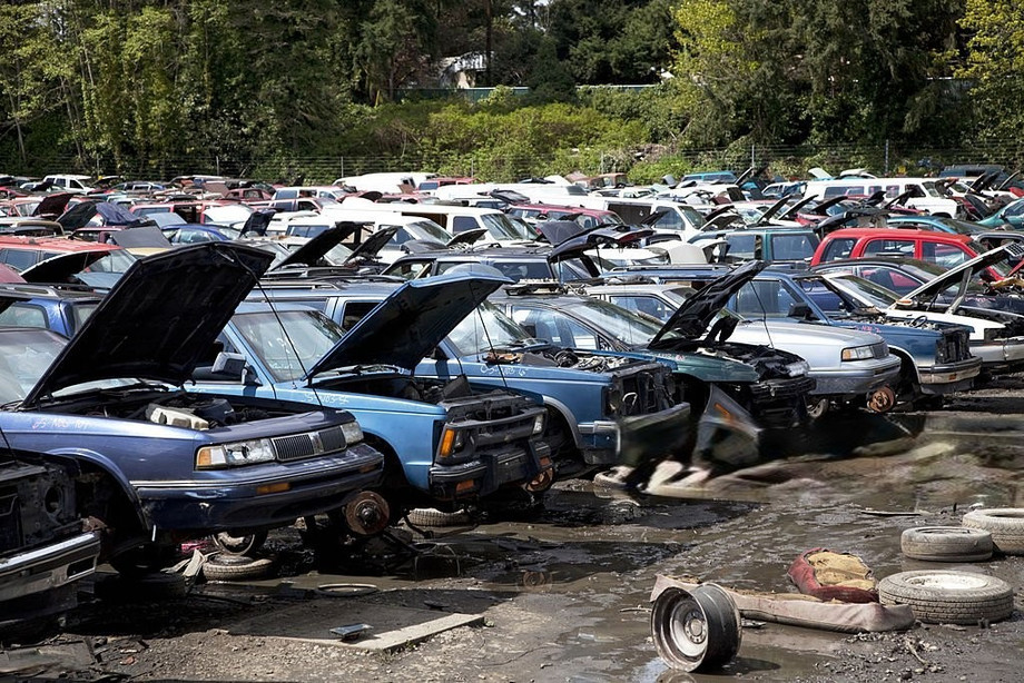 carscrapremovalservicesandcarscrapyard.jpg