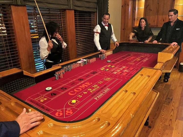 floridafuncasinopartydoesnotthrowawaythefun.jpg