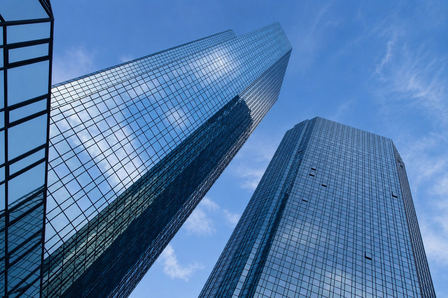fozoskyscraper3371974_1920retouched1.jpg