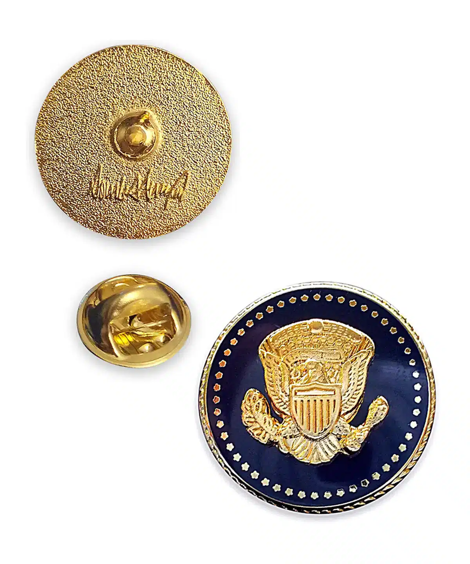 trumplapelpin.png