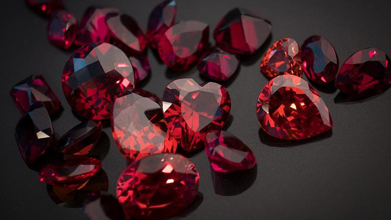 acollectionofrubygemstonesindifferentshapesandsizes.jpg