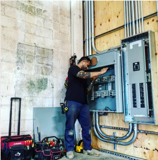 electrician.jpg