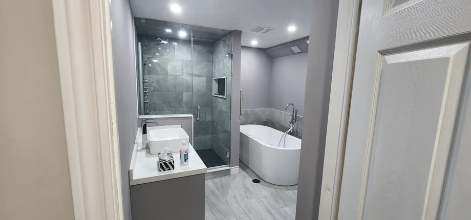 bathroomrenoinhamilton5scaled.webp
