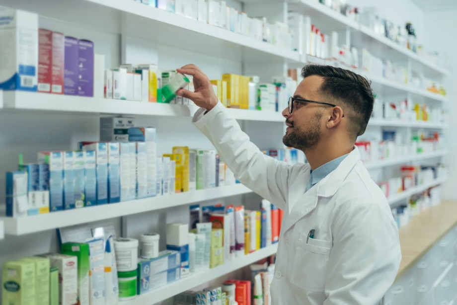 imgi_85_handsomepharmacistworkinginapharmacy.jpeg