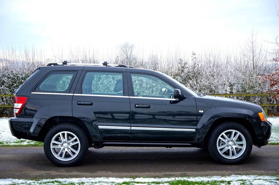 luxurysuv.jpeg