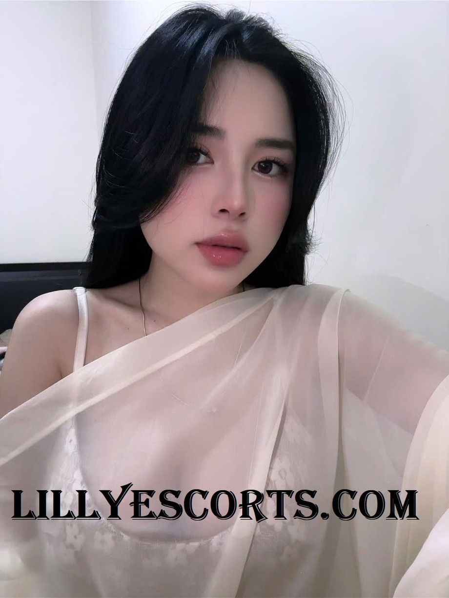escortsinbangaloretrustedcompanionservicesbylillyescorts.jpg