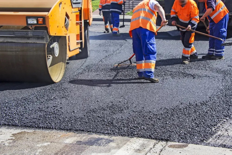 imgi_18_asphaltpaving.jpeg