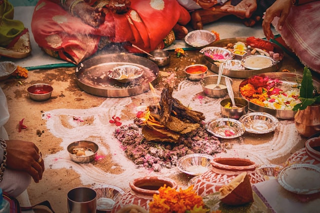 lovemarriagespecialistastrologerinchandigarh.jpg