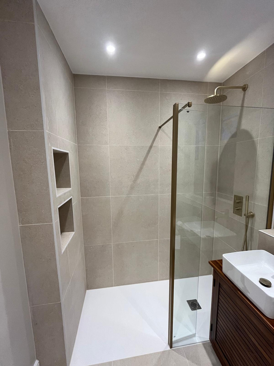 newbathroomrefurbishmentinnorthwestlondon.jpeg