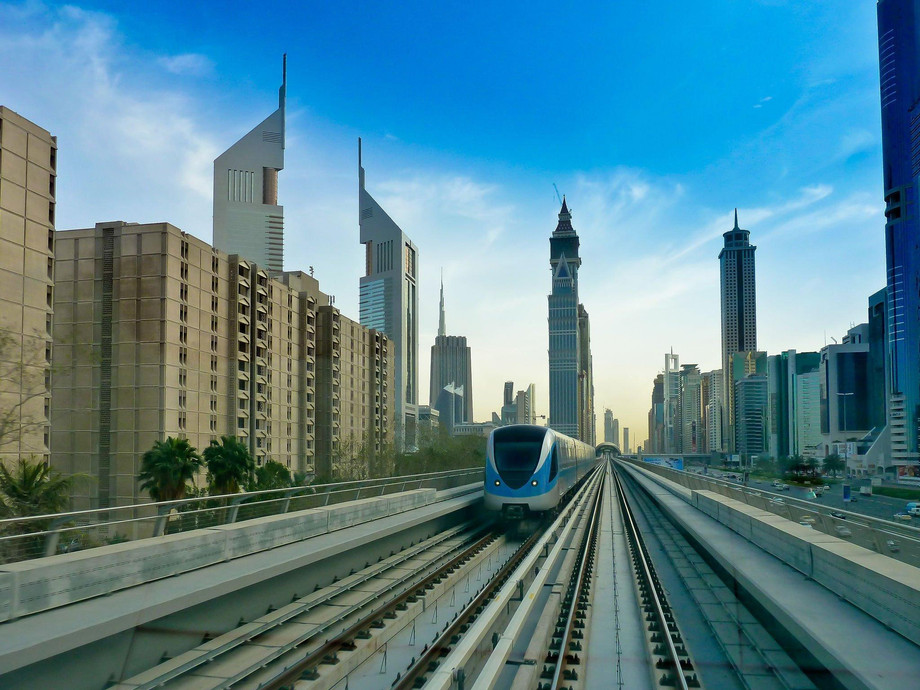 dubaimetrocomprehensiveguide2023.jpg