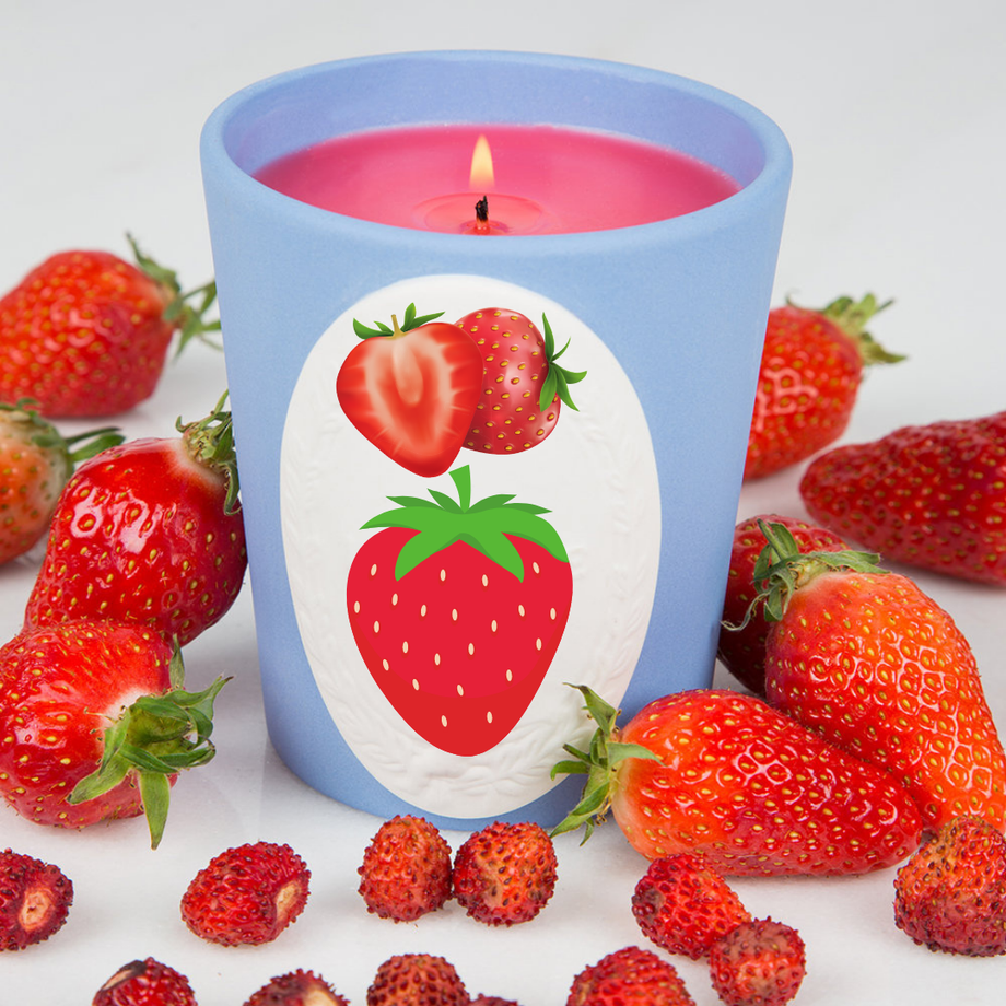 strawberrycandle.png