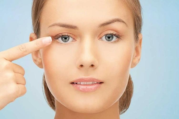 whyyouneedtoseeanophthalmologist33008monthly.jpg