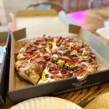 mongiellospizza.jpg