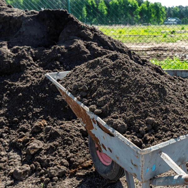 imgi_5_topsoilforsalemilwaukee.jpeg