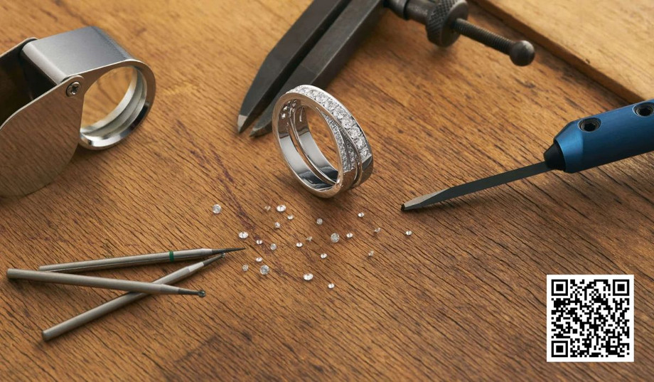 whyonsitejewelryrepairisaconvenientoptionforbusycustomers.jpg