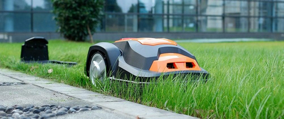 roboticlawnmowermarket.jpg