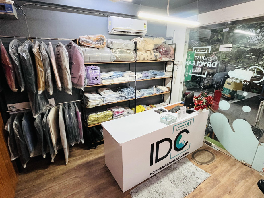 drycleaningfranchiseinsouthdelhi.jpg