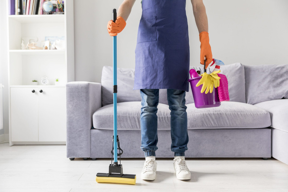 imgi_68_mancleaninghishomescaled.jpg