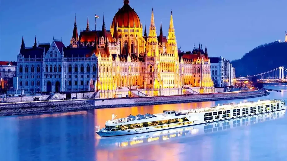 1_scenic_danube_11536x865.webp