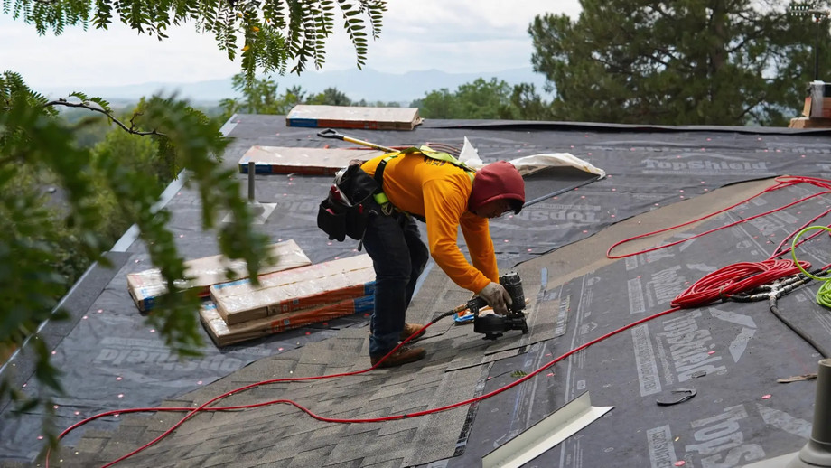 imgi_51_nailgunrooferhero_imwakh.jpeg