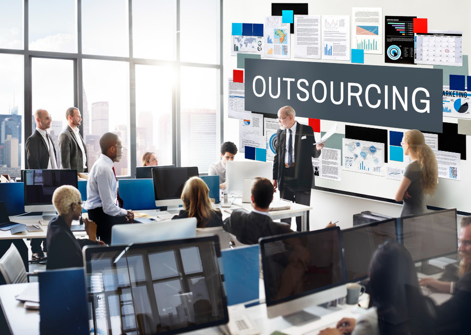 outsourcingfunctiontaskscontractbusinessconcept.jpg