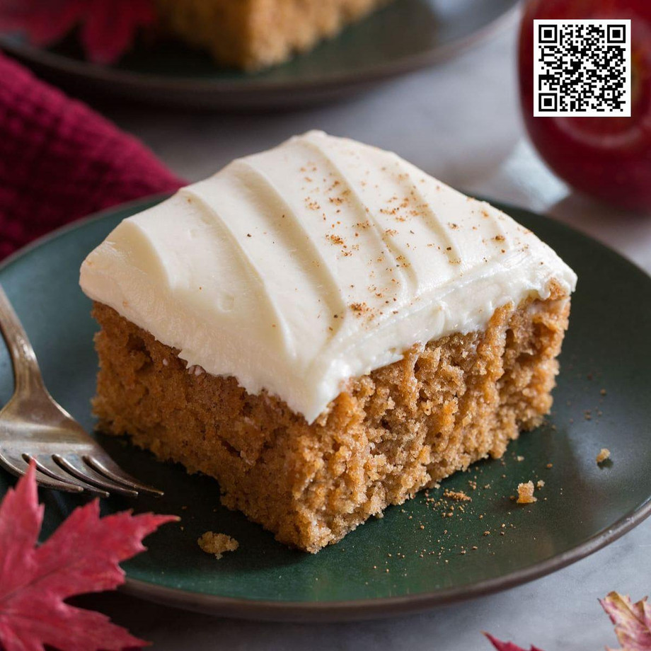 moistandfluffyapplesaucespicecake.jpg