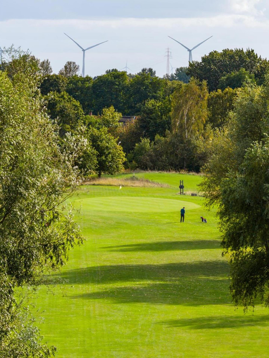 golfspielenhamburg.jpg