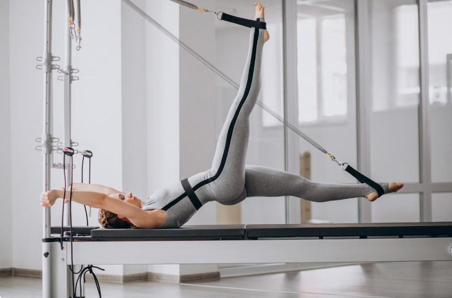 pilatesreformerwithtower.jpg